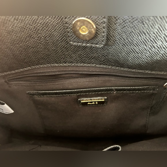 Like new Aldo black hand bag with lots of space, for work or formal outings. - Picture 3 of 6